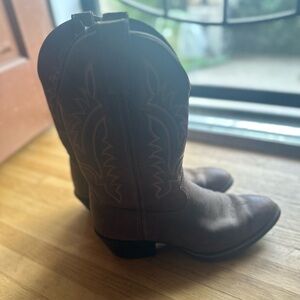 Men’s Tony Lama Cowboy boot, lightly worn